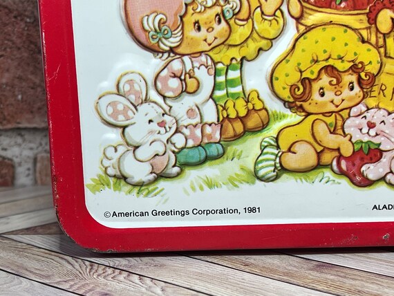 Vintage 1981 Metal “Strawberry Shortcake” Lunchpa… - image 8