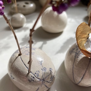 Ceramic Flower Pebble