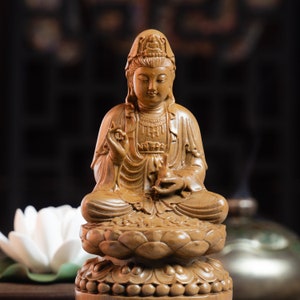 Wooden Sitting Guan Yin Bodhisattva Statue, Kwan Yin, Quan Yin, Kuan Yin Statue Feng Shui, Buddha Statue Small for Home, Meditation Decor