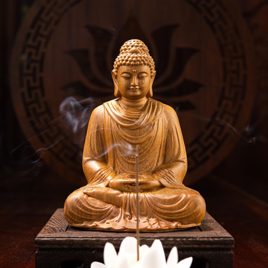 Wooden Sitting Gautama Buddha Statue, Shakyamuni Meditating