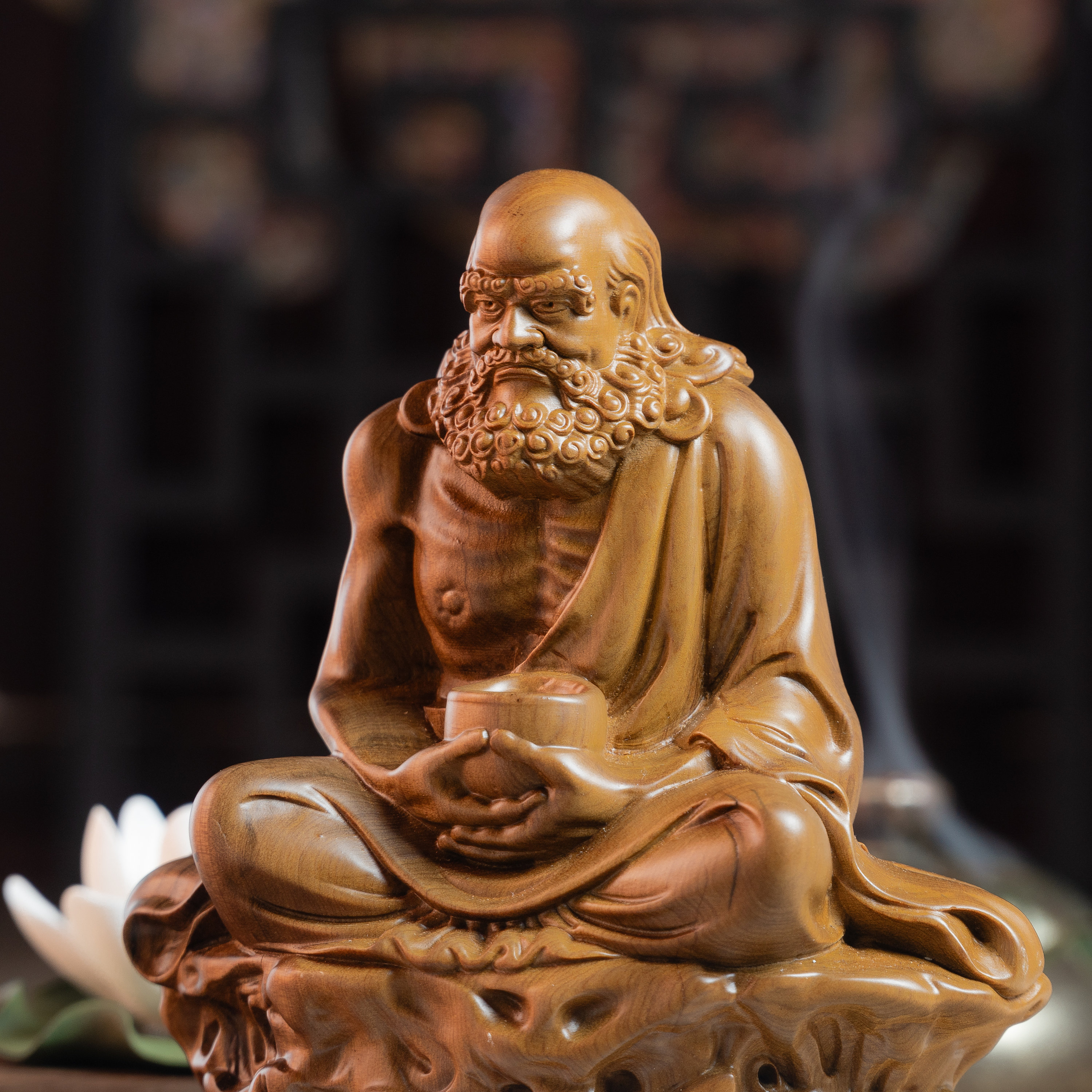 【メール便無料】 Wooden Handcrafted Statue Feng Art Buddhist Bodhidharma, of 木工、竹工芸