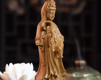 観音菩薩 木製装飾品 高さ約60cm il_340x270.5238461241_qfp7.jpg