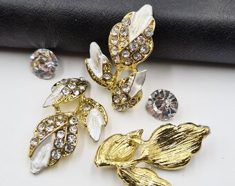 Beautiful vintage flower buds with Rhinestones perfect for any DIY projects