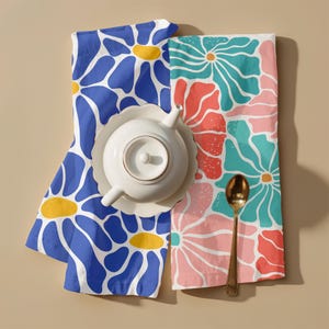 Retro Groovy Floral Cotton Tea Towels | Vibrant Kitchen Decor