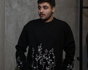 Floral Embroidered Black Sweatshirt - Minimalist Streetwear Unisex Design - Gift Ideas - Contemporary Nature-Themed Outfit - Nature-Inspired