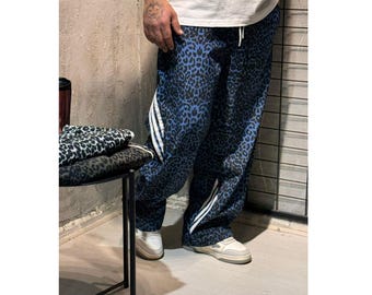 Blue Leopard Print Baggy Parachute Pants, Unisex Oversized Wide Leg Track Pants, Y2K Streetwear Trousers, Loose Fit Urban Fashion Pants