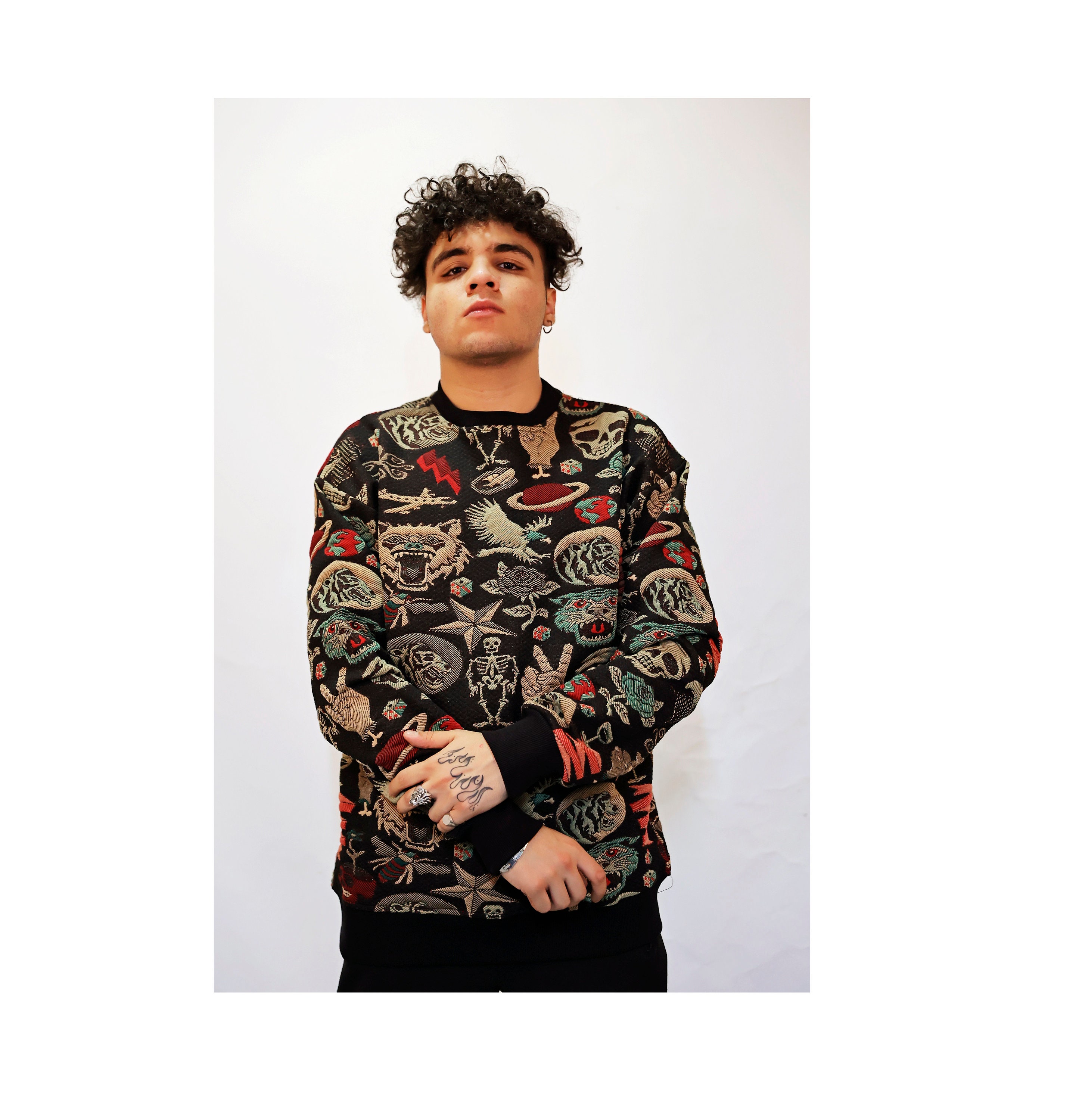VG STREET Special Design Embossed Streetwear Long Sleeve Oversize Sweatshirt