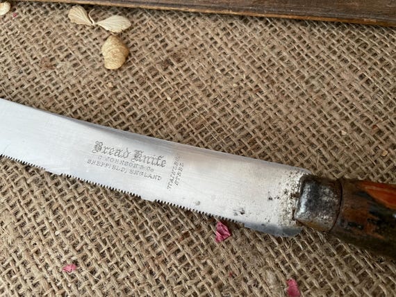 Vintage 19thc Bread Knives: Carved Bone & Wood Handles, Sheffield