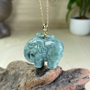 Jade Elefant Halskette Schmuck, echtes Grün schnitzen Jadeit Elefant Geschenk, asiatischer thailändischer Elefant Anhänger Jadeit Cham, vergoldete Silberkette