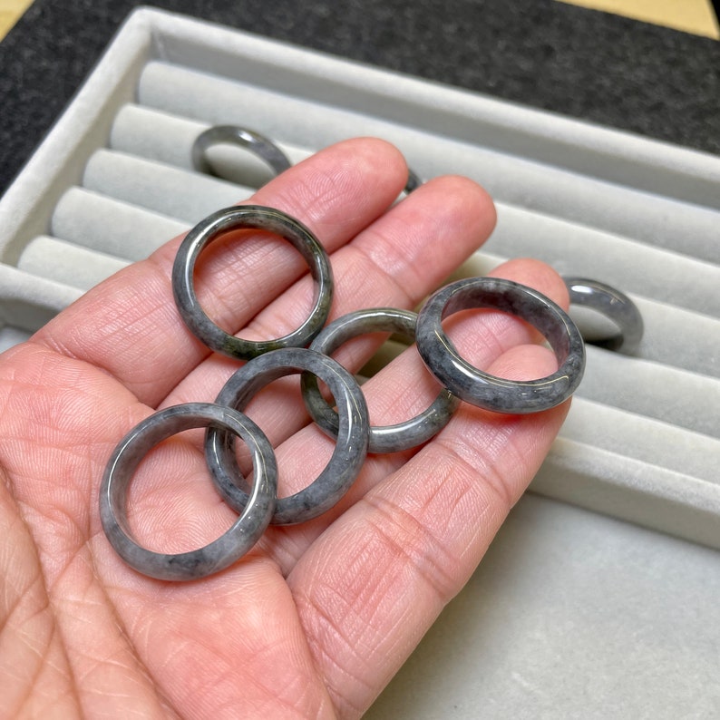 chinese vintage black jade ring charm