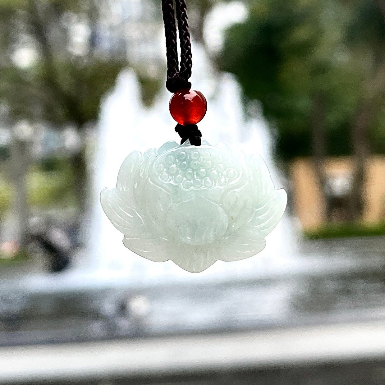 本物の白い翡翠の花のネックレス、花の蓮のペンダント、手作りの