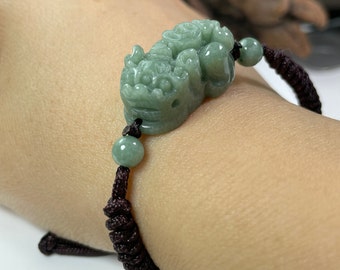 セブンイレブン 冬ギフト カタログ Jade Pixiu Bracelet, Real Jadeite Carved Pi Yao Chinese アクセサリー