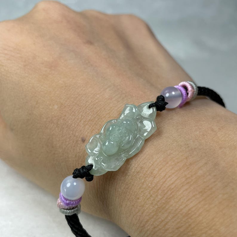 natural grade a green jade lotus flower wristband, simple and elegant design with finely polished