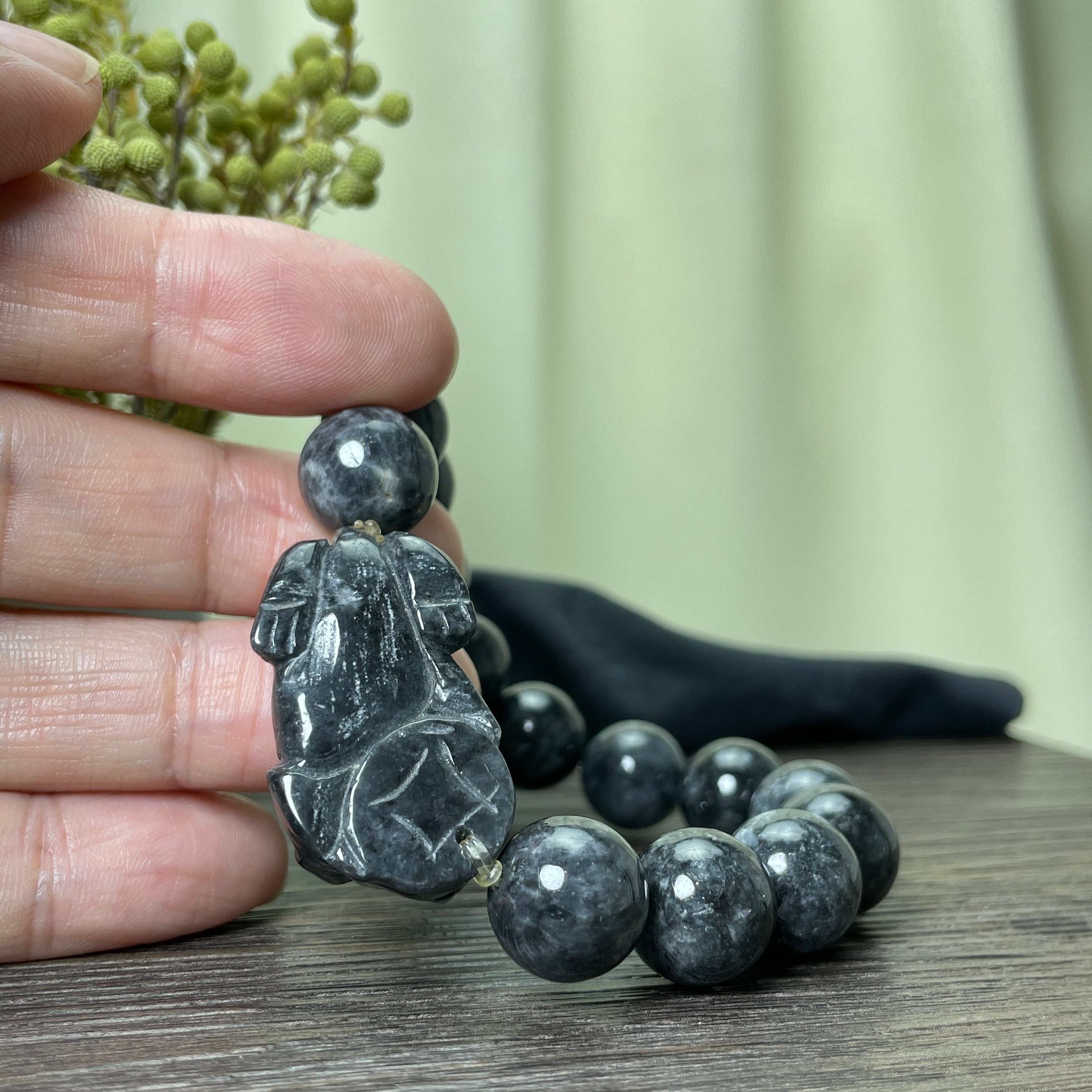 Pixiu Bracelet, Real Black Jade Beaded With Lucky Carving Piyao Charm ...