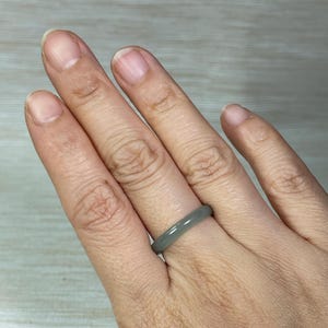 natural feicui ring,unique green pattern,tiny size jewelry accessories, esay to match, gift idea for new year or birthday, gift for blessing and lucky