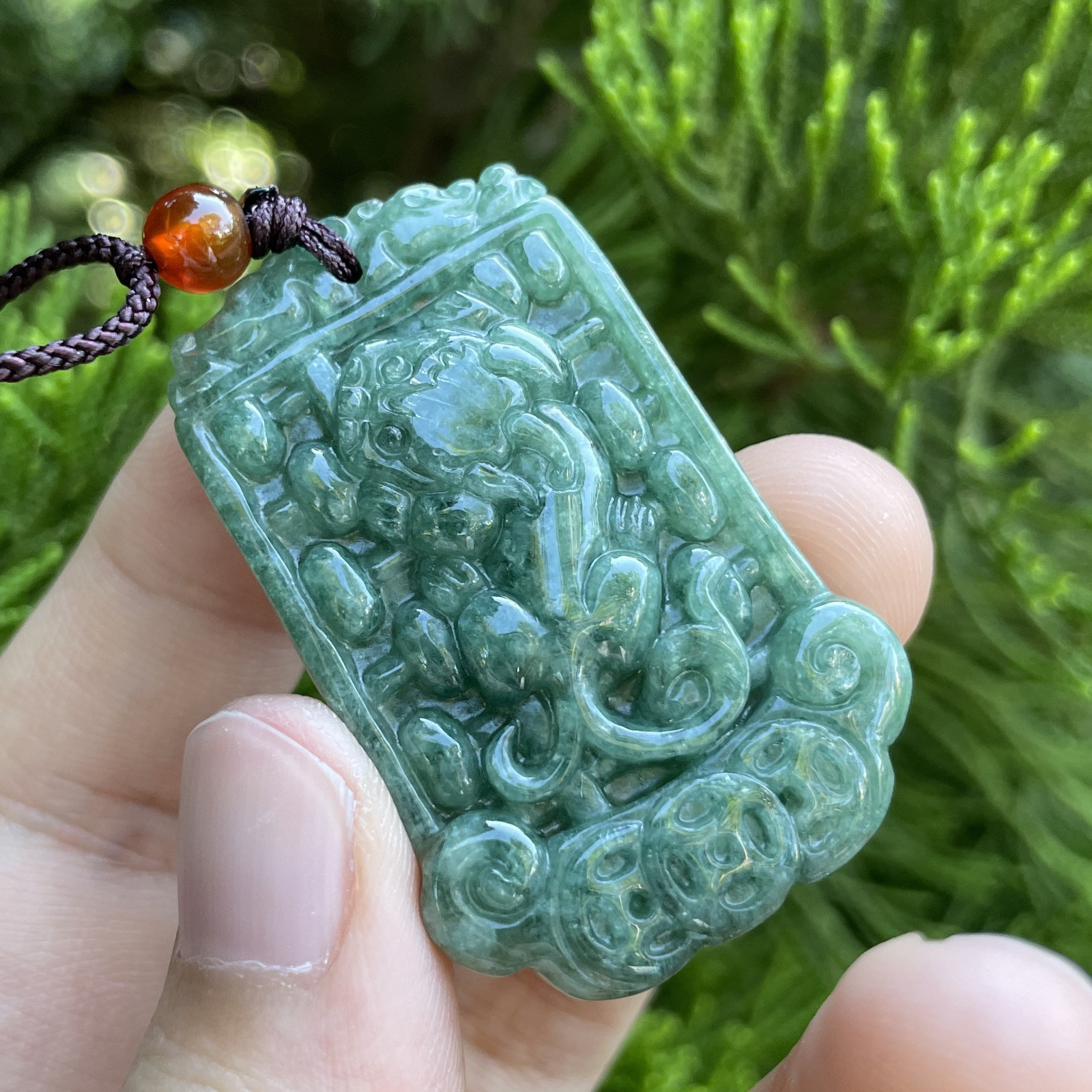 本物のグリーン翡翠ネックレス、中国貔貅ピヤオペンダント、中国動物の