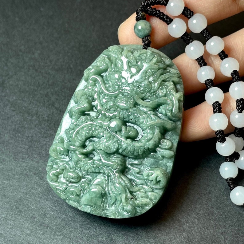 Jadedrakehalsband, grönt jadehänge med drakens år-statyberlock, kinesiskt månnyår, lyckosam fengshui-gåva, jadesmycken för man och kvinna Without Cert