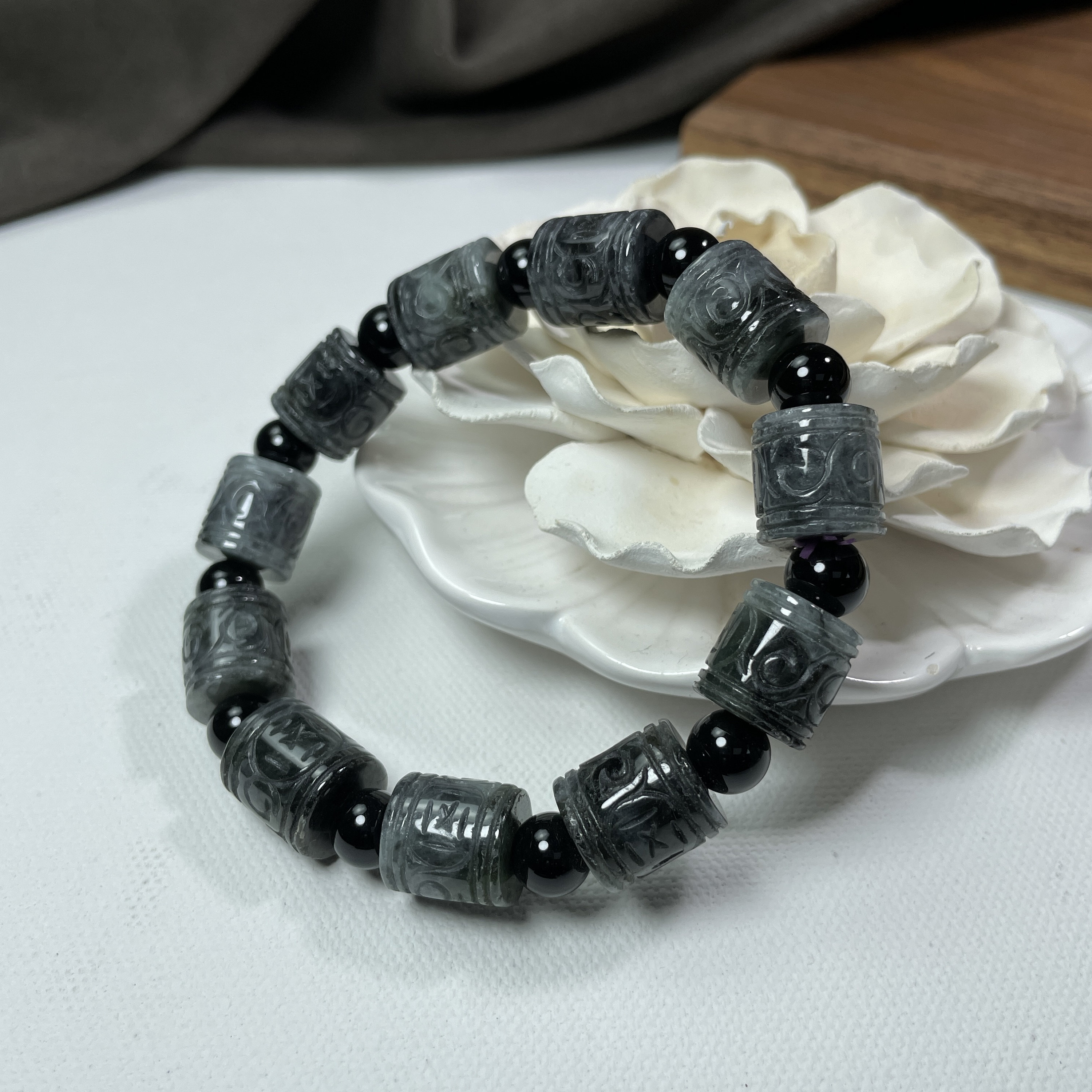 本物のグレーブラックジェダイト翡翠ブレスレットバングル、希少な中国