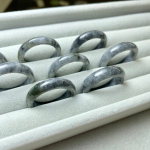 Chinese style gemstone black jade ring