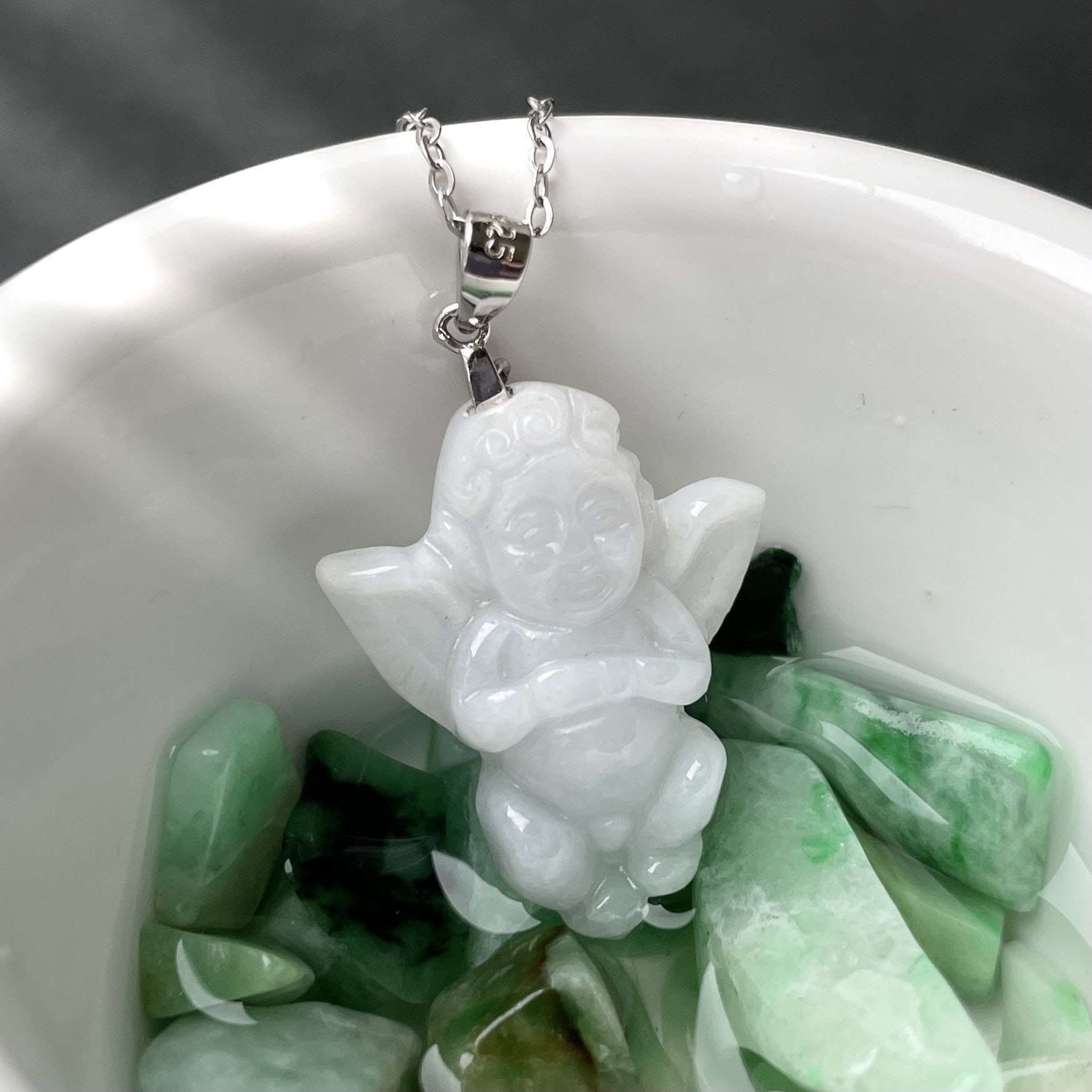 Echte Jade Engel Halskette, süße Amor Anhänger, zierliche Schnitz Jadeit  Schmuck, 925 Sterling Kette, Liebe Valentine Romantik Geschenk für ihre  Frauen