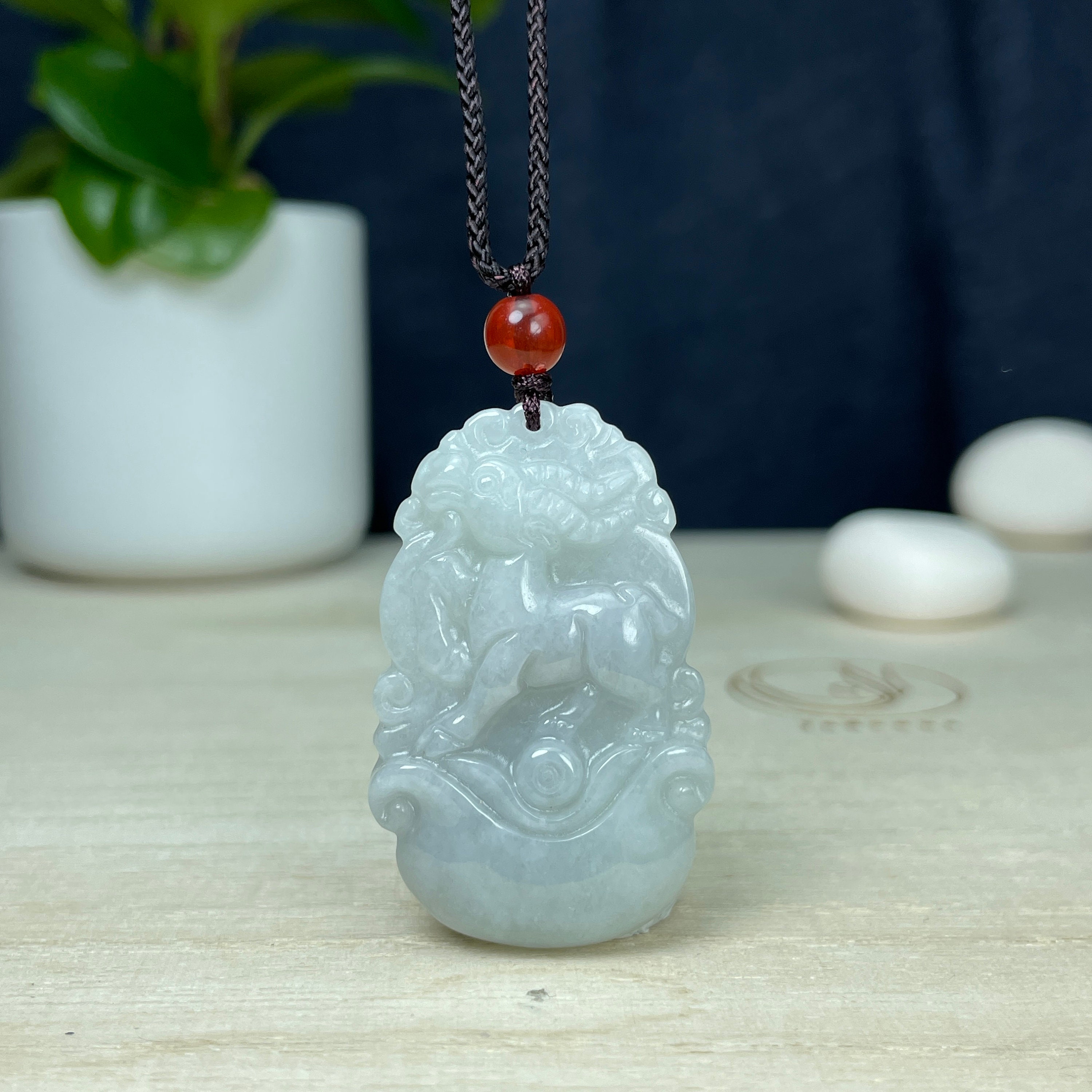 Breloque Zodiaque Chèvre/Mouton En Pierre De Jade Naturel Sculptée Main - Authentique, Neuf
