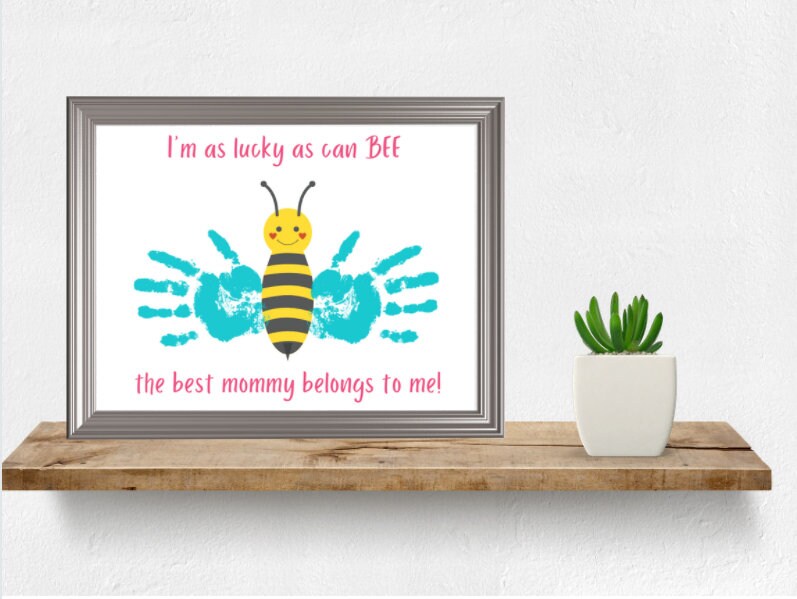 Lucky Bee Handprint Art | Mommy Gift Keepsake (digital Download) - Etsy
