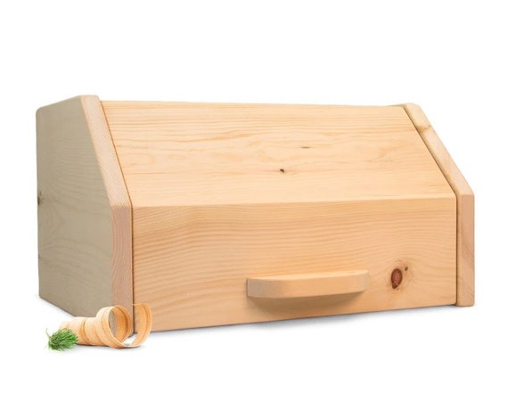 Small lunch box made of solid pine wood