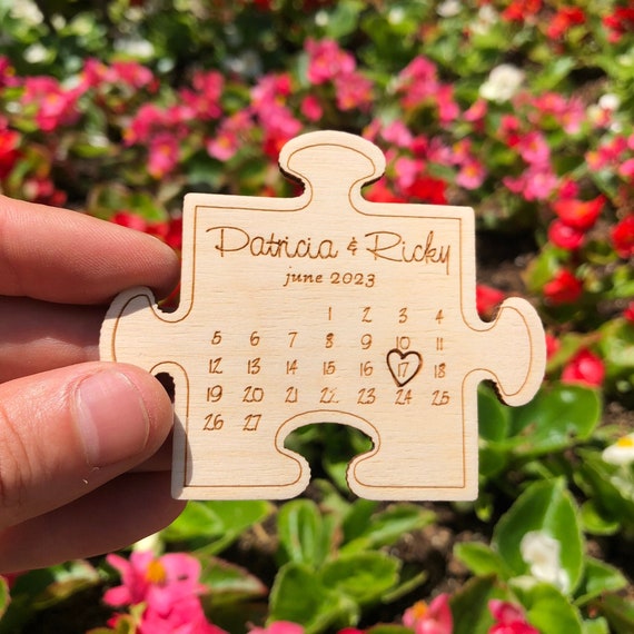 Wood Puzzle Pieces Wedding Ornaments, Personalized Jigsaw Puzzle Favors, Save The Date Card