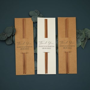 Bacchette di legno personalizzate per feste di compleanno, regali per gli invitati al compleanno, regali di nozze asiatiche, bacchette, bomboniere per gli ospiti all'ingrosso