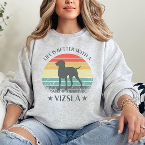 Vizsla Sweatshirt, Vizsla Gift For Dog Mom Shirt Dog Dad Gift, Vizlsa Sweater, Retro Dog Shirt For Dog Lover Breed Shirt Vintage Sunset Top
