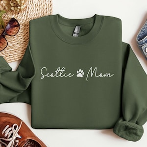 Scottie Mom Sweater, Scottish Terrier Gift, Scotty Dog Gift, Scottie Dog Lover, New Puppy Gift, Cute Dog Gift, Minimalist Dog Mom Sweatshirt