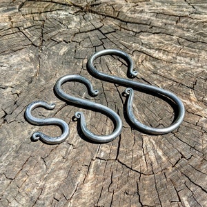 Set: 3x S-hooks various sizes, hand-forged