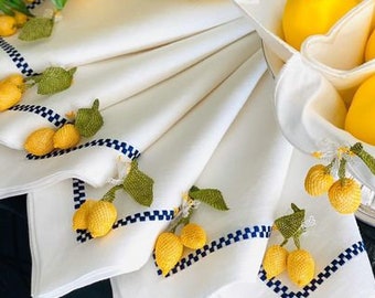Personalized Mother/'s Day dinner napkins Embroidered napkins Chartreuse yellow linen monogrammed napkins Customized table decorations