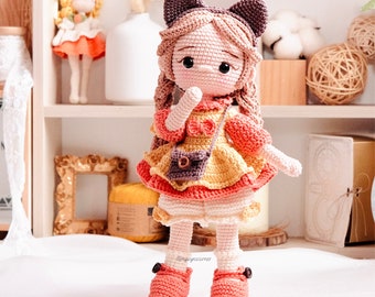 PDF Modèle au crochet Amigurumi Roxie Kitty Doll, poupée avec vêtements, modèle anglais de poupée Amigurumi.