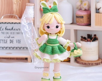 Modèle au crochet PDF Amigurumi Lily Bunny Doll, poupée avec vêtements, modèle anglais de poupée Amigurumi.