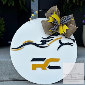 High School Door Hanger, Raymond Central Sign, Mustang Door Hanger, Door Decor, Sports Door Hanger, Cheerleader Door Sign, School Spirit Mom