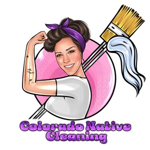 Pu&ograve; includere: Un'illustrazione di cartone animato di una donna con una fascia viola che tiene una scopa e uno straccio. Il testo "Colorado Native Cleaning" &egrave; sotto l'immagine.
