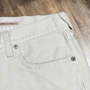 White Denim Jeans Geno Originals by True Religion Size 38x33 image 3