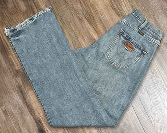 Wrangler Denim Jeans Boot Cut Size 33x36