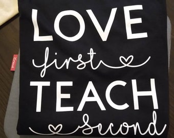 Women&#39;s teacher appreciation shirts, best teacher, custom