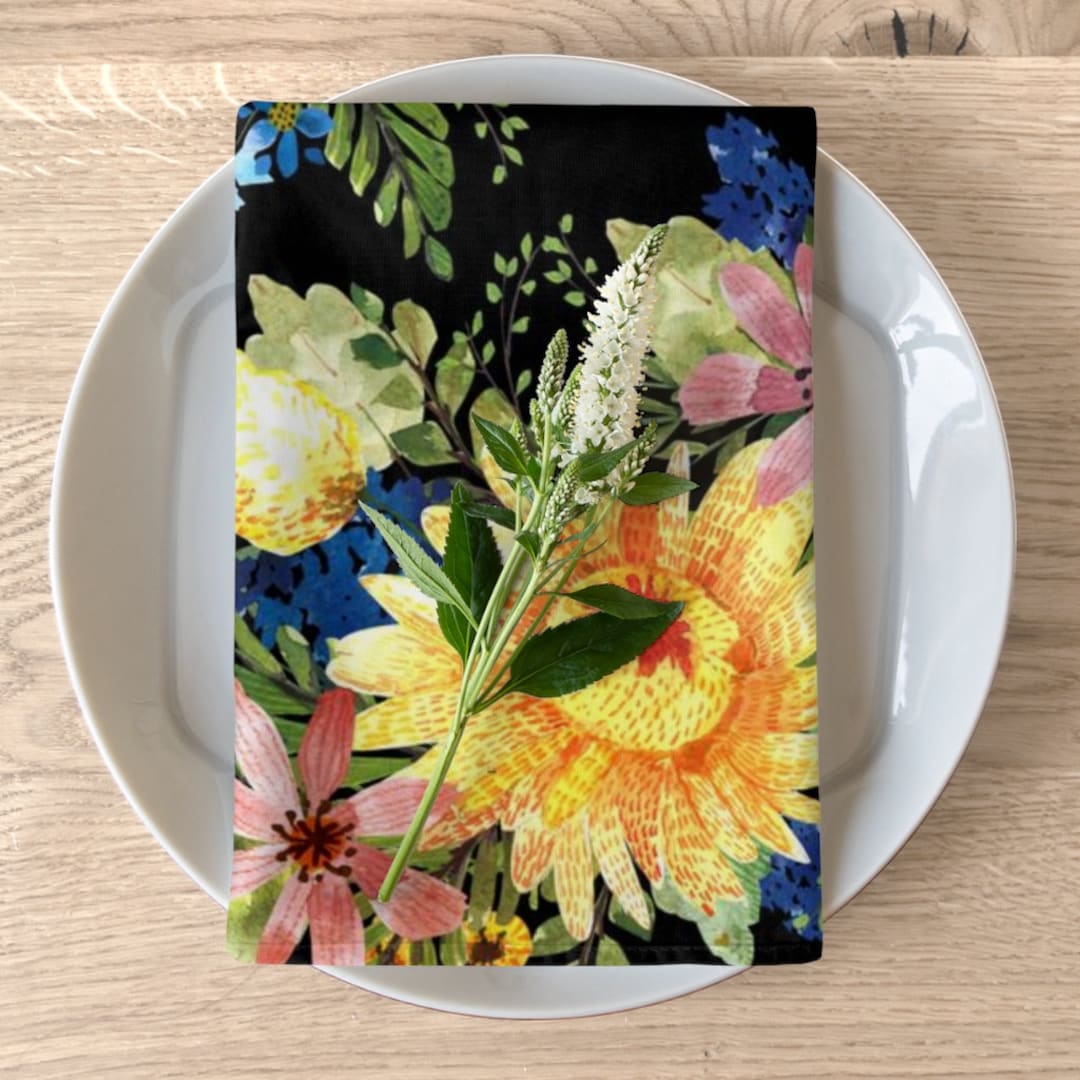 Black Cloth Napkins With Floral Print Set of 4 Spring Floral Etsy