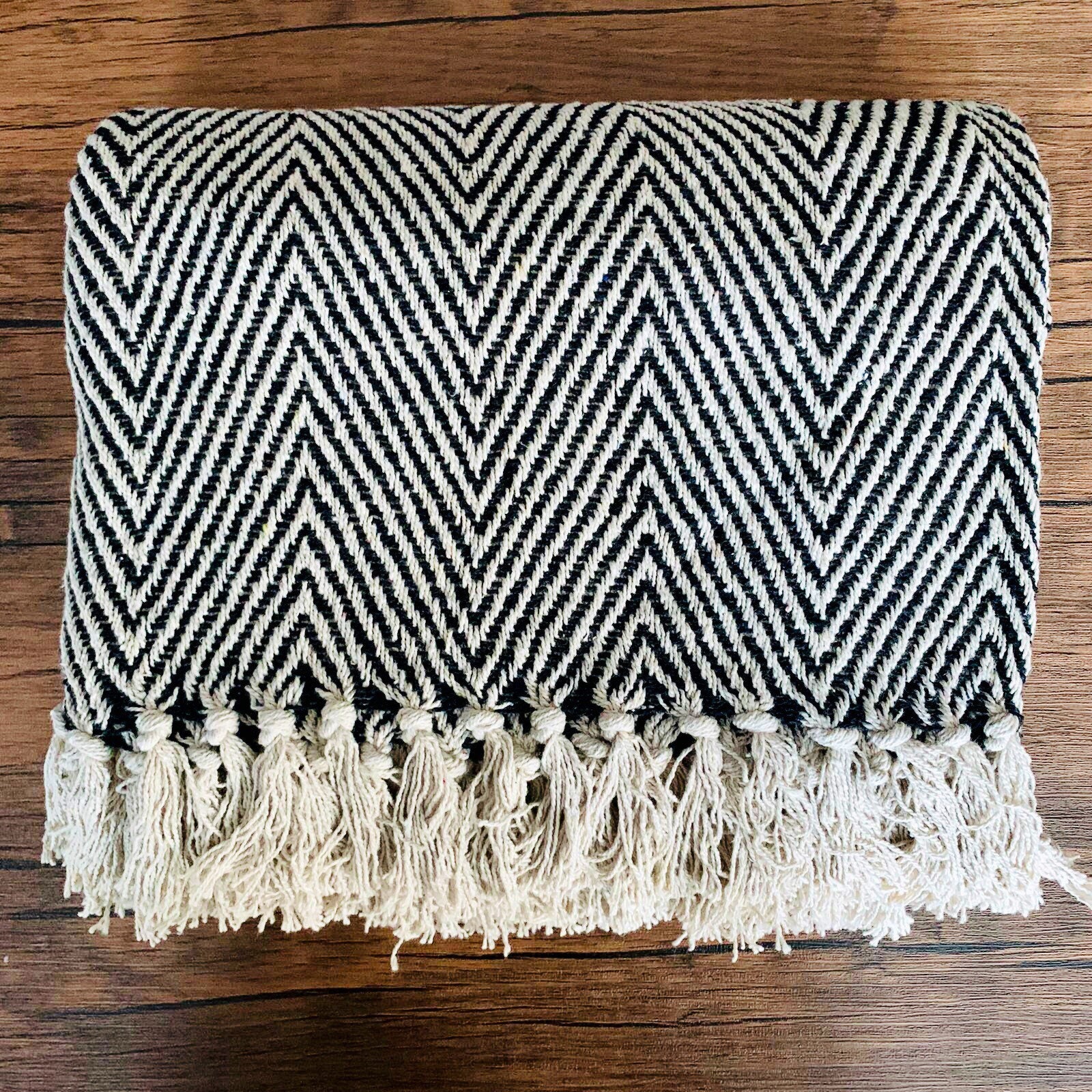 Hand Woven Throw Blanket Black & White Chevron MUSCAT Etsy
