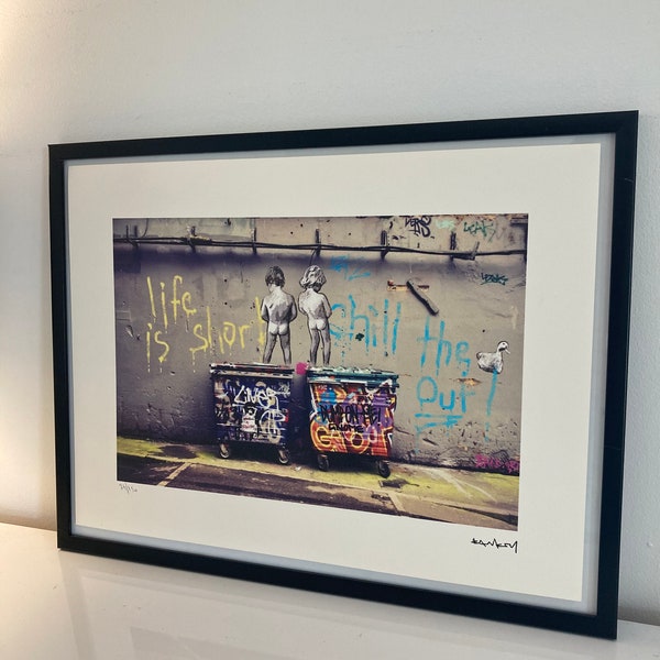Framed (glass) and hand-numbered lithograph with certificate