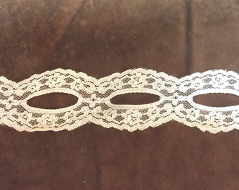 Off White lace with Trim Insert 1 5/8 inches 1 yard