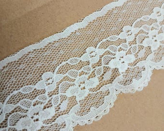 White Net Flower Cotton Lace Trim 1 3/4 inches 2 yard