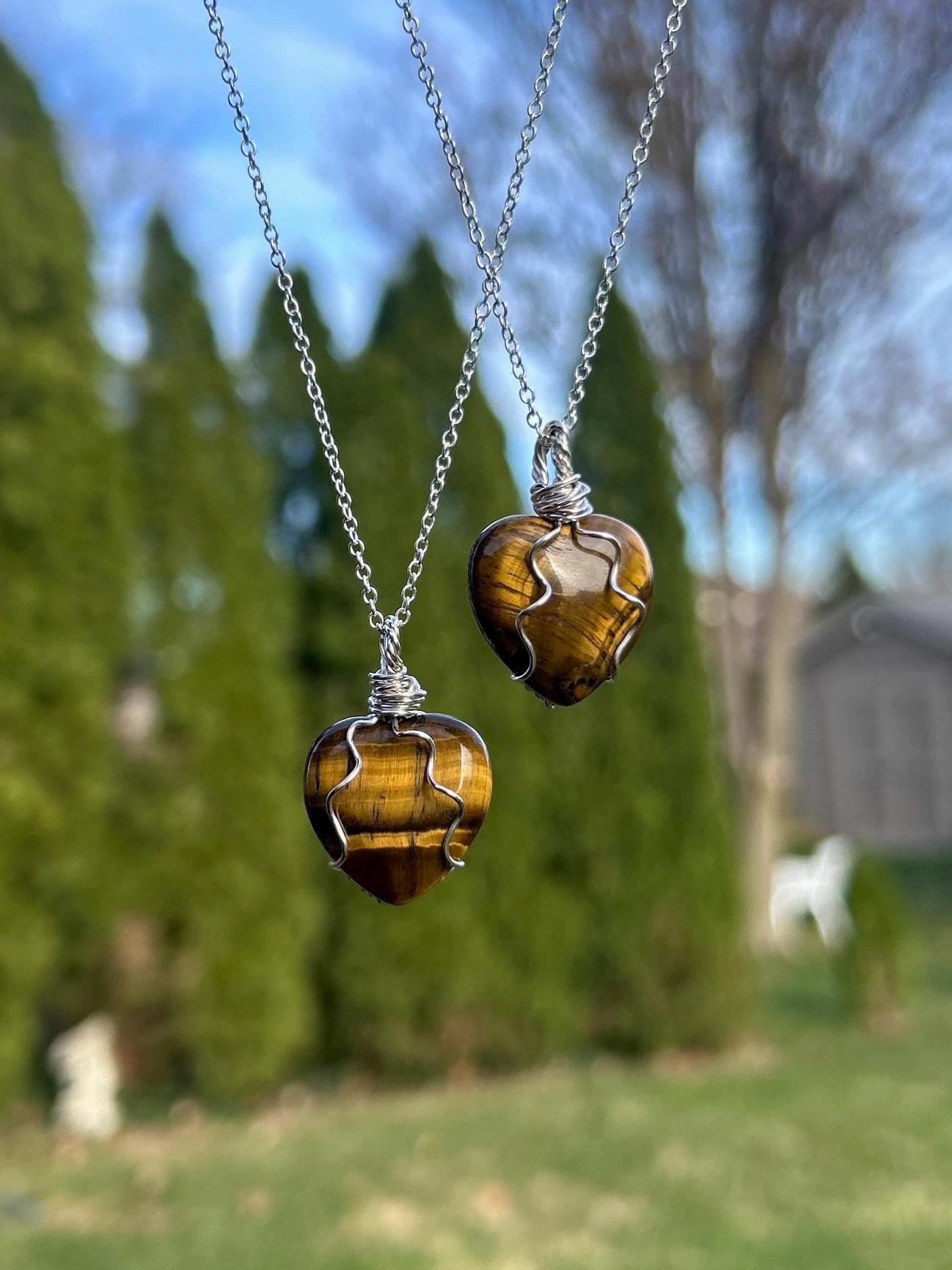 Tiger Eye Pendant "Heart" (Tiger Eye