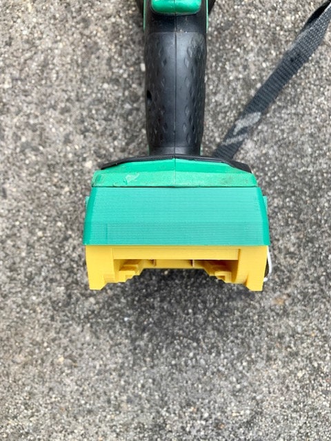 thumbnail image 2 of Jacob Adapters – Dewalt 18-20V Battery To Hitachi Old 18V Tool Adapter 2 of 6
