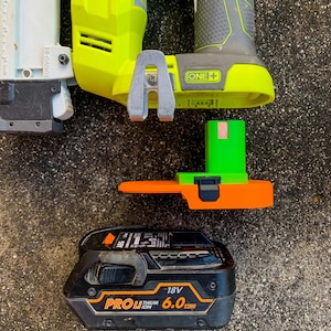 AEG / Rigid 18v Battery adaptor to Ryobi One+ Tools