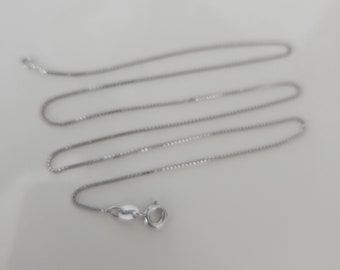 Sterling silver box chain