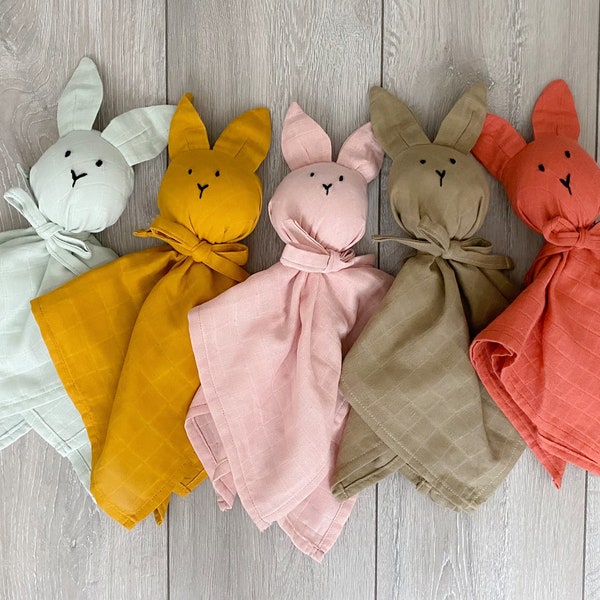 Baby Muslin Bunny Comforter, Cuddling Toys, Gift for Newborn’s Baby shower New Baby Soft Toys Cotton Fabric.